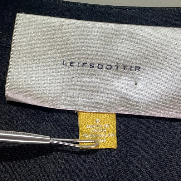 LEIFSDOTTIR 100% SILK V-NECK COLD SHOULDER LONG SLEEVE DRESS - Picture 6 of 7